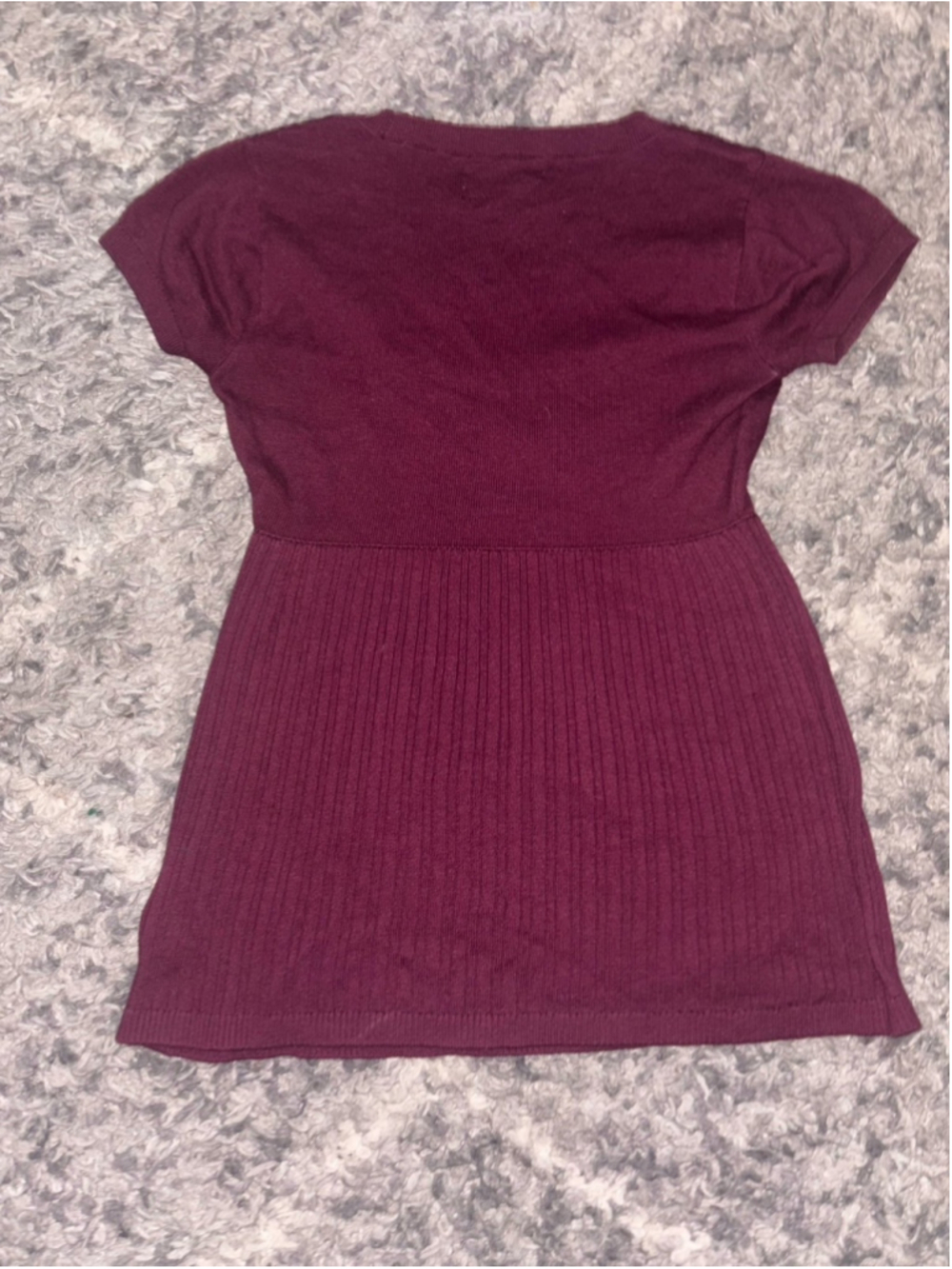 Hollister - Picture 3 of 3
